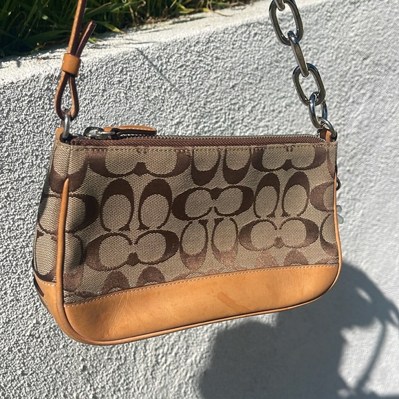 🍂Rare beauty Coach Y2K signature Jacquard Demi Pochette Bag butterfly Charm - Picture 3 of 10